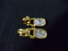 SWAROVSKI EARRINGS CLEAR CRYSTAL RHINESTONE CLIP ON GOLD TONE SWAN MARKED
