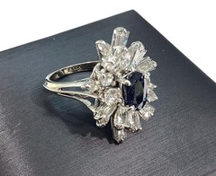 18K White Gold 2.59ctw Oval Blue Sapphire & VS Mixed Cut Diamond Cocktail Ring