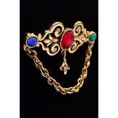 AJC Vintage Victorian Cabochon Pin Brooch Antiqued Gold Chain Signed 1980s BinBP