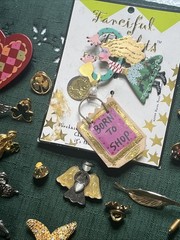 Brooch and pin lot Stickpin Brooches Gold Silver Tone Metal Mixed Materials Vtg