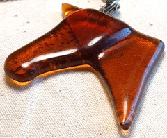 Vintage Modernist Amber Horse Pendant Necklace 23½” Abstract Lucite Acrylic
