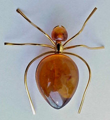 BALTIC AMBER INSECT SPIDER BROOCH GOLD JEWELRY 老琥珀 RUSSIAN USSR SOVIET PIN ORDER