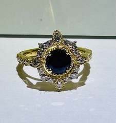 Vintage 14k Gold Sapphire and Diamond unique estate ring size 5