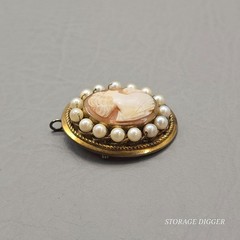 Vintage Italian Cameo Profile Oval Brooch Pin / Pendant 12k GF Faux Pear