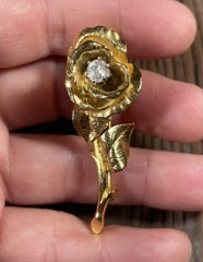Vintage Gold Tone Rose Shaped Plated Brooch Pin Rhinestone Center Pronged 2”