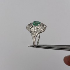 Art Deco Platinum Ladies 6.6x6mm 1.00ct Green Emerald & Diamond Ring Size 8.5