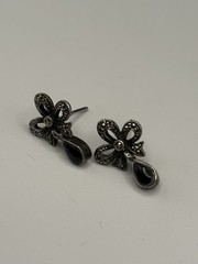A Pair Of Vintage 925 Sterling Silver Dangle Earrings Black Rhinestones 2.9g