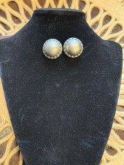 Vintage 1950 -1970’s Whiting And Davis Silver Tone Clip On Earrings