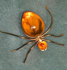 Vintage Russian USSR Baltic Amber Ant/Insect/Bug/Spider – Gold Vermeil