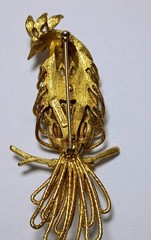 Vintage Corocraft Bird Brooch Milk Glass Bead Pin 1940s 1950s Gold Tone