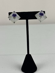 Beautiful Diamond Shaped Purple Flower Reverse Carved Lucite Screw Back Earrings