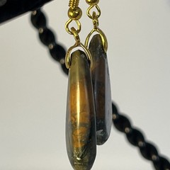 Brachiated Agate Green/Orange Earrings Gold-Plated French Wire Natural Gemstone