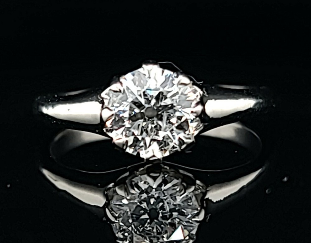 1.03ct. Platinum Vintage engagement ring natural euro cut diamond SI2-H
