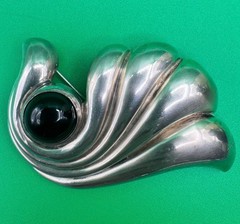 Vintage Morning Sun Brand Sterling Brooch With Onyx 44.38 gm / 2.5 X 1.75 in