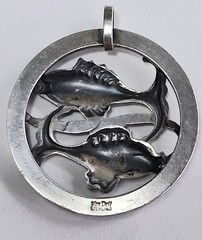 VAN DELL SIGNED STERLING SILVER KOI FISH PENDANT VINTAGE
