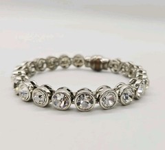 Carolee Tennis Bracelet White Round Crystal Silver tone Magnetic Signed 8.5 in