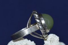 RING VTG Ukrainian russian STERLING SILVER 925 Genuine Green Nephrite Nephritis