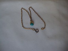 VTG GOLD PLATED LEAVES TURQUOISE NUGGET + GOLD PLATED 8.5″ ANCHOR CHAIN BRACELET