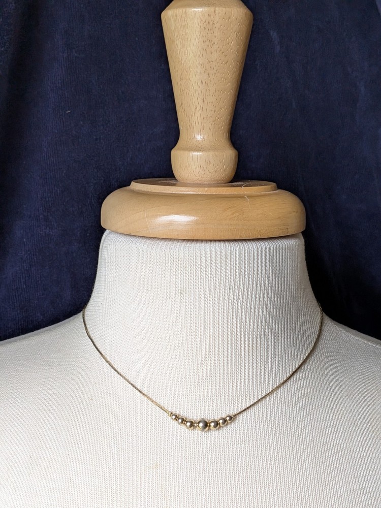 Vintage 7 Graduated Station Ball BEAD Gold Tone Necklace 16″ Chain AS IS