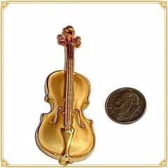 Vintage JJ Jonette Gold Tone Violin Brooch Pin