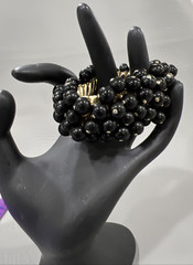Glass Bead Expandable Bracelet Black Round Cha Cha Dangle Gold Tone Japan Capri