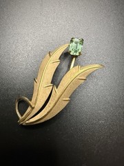 An Elegant Gold Filled Brooch w/ Gorgeous Green “Gem” ~ 1/20 14k Gold Filled dce