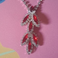 VTG MEDICI Two Sisters Silver Tone Rhinestone Necklace Red Simulated Gemstones