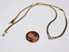 COOL 1980s 13-14k Multi-Tone Gold Herringbone Diamond Pave’ Chevron 16″ Necklace