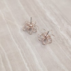 Vintage Stud Earrings 3D Wire Flower Rose Gold Tone, Clear Gem Whimsical Floral