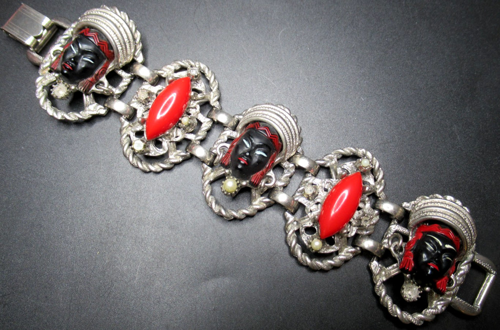 SELRO Asian Princess Red Cabochon Vintage Bracelet