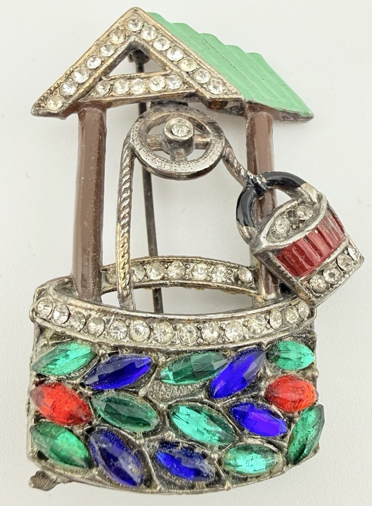 LARRY WINTERS 1939 VINTAGE SILVERTONE RHINESTONE WISHING WELL BROOCH AS IS K48D