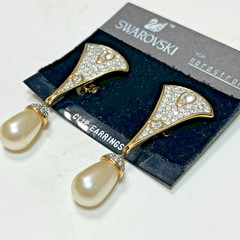 SWAROVSKI Gold Tone Crystal and Briolette Drop Dangle Clip Earrings 2.5 in Long
