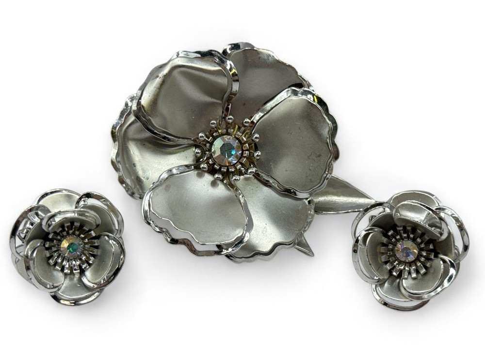 Vintage Metal Flower Brooch Pin W Earrings Clips Set