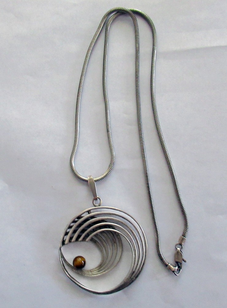 VINTAGE MCM KORDES & LICHTENFELS GERMANY 800 STERLING NECKLACE, 2 1/4 INCH PEND
