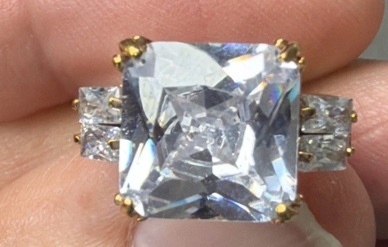 Vintage 5-Stone Engagement Cushion-Cut Moissanite & Baguette-Cut Stones Ring – 6