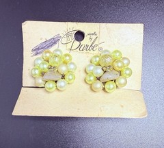 Vintage Faux Pearl Beaded Cluster Clip Earrings Clip-on Japan Vintage Jewelry