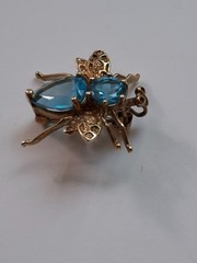 10k Yellow Gold Blue Topaz Bee Bug Fling Insect Pin Pendant Brooch