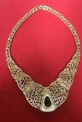 Vintage Large Teardrop Resin Acrylic Amethyst Collar Statement Necklace 18″