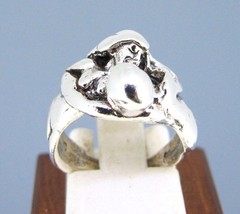 Vintage Hand Crafted Kissing Couple Abstract Design Ring In Sterling Silver 3.5