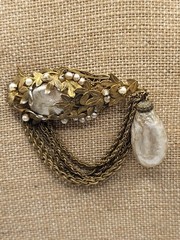 Signed MIRIAM HASKELL Art Nouveau Gold Plate Filigree Baroque Faux Pearl Brooch