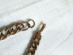 Vintage Gold Tone Chain Bracelet 8 Inches. As Pictured -VM201