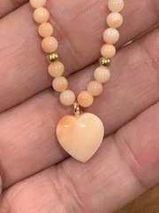 Vintage Dainty Peach Coral Heart Strand Necklace 17″ Small bead w/Pendant BEAUTY