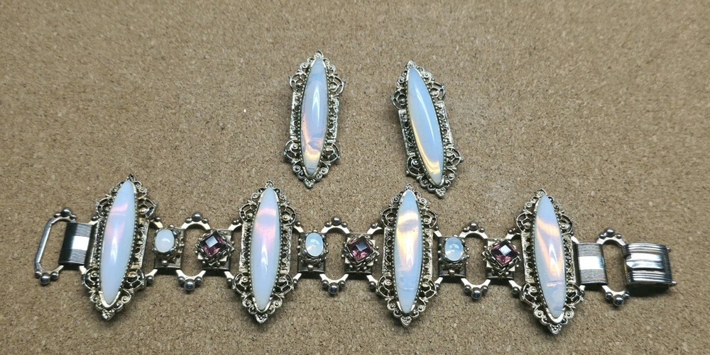 Vintage 1950’s Wide Opaline Glass Purple Crystal Chain Bracelet And Earrings