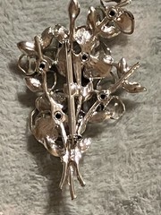 Vintage CORO Gold Tone Clear AB Glass Rhinestone Flower Leaf Brooch Pin