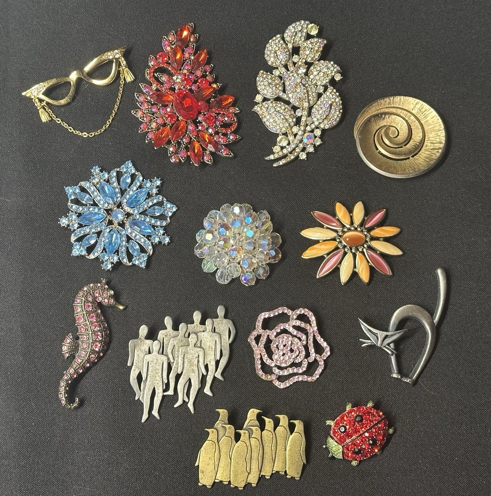Lot/13 Vintage 50s 60s 70s 80s Some Rhinestone Mixed Material Brooch Pin VIDEO
