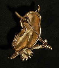 TWO VINTAGE BROOCHES / PINS GREEN EYED MONET OWL & GREEN EYED TURLE