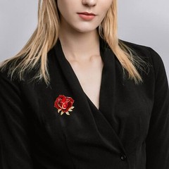Rhinestone Red Flower Brooch Pin for Women Girls Gold-Tone Fashion Crystal En…