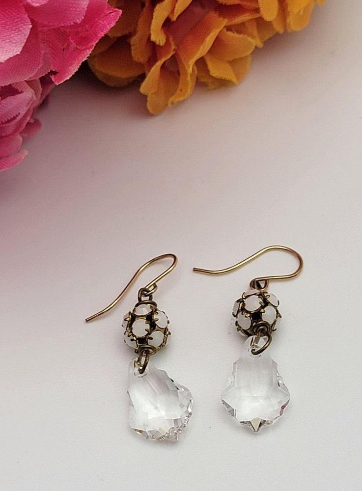 Vintage 14K Gold Filled Clear Crystal Drop Earrings 1″ French Wire