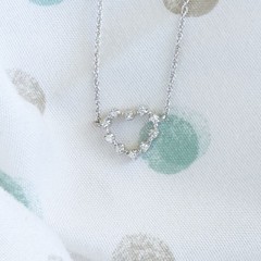 14K Solid Gold Cute Heart Natural Diamond Pendant Necklace, 16 Inch Length