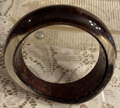 Vintage Lucite Pomegranite to Brown variable thickness Bangle